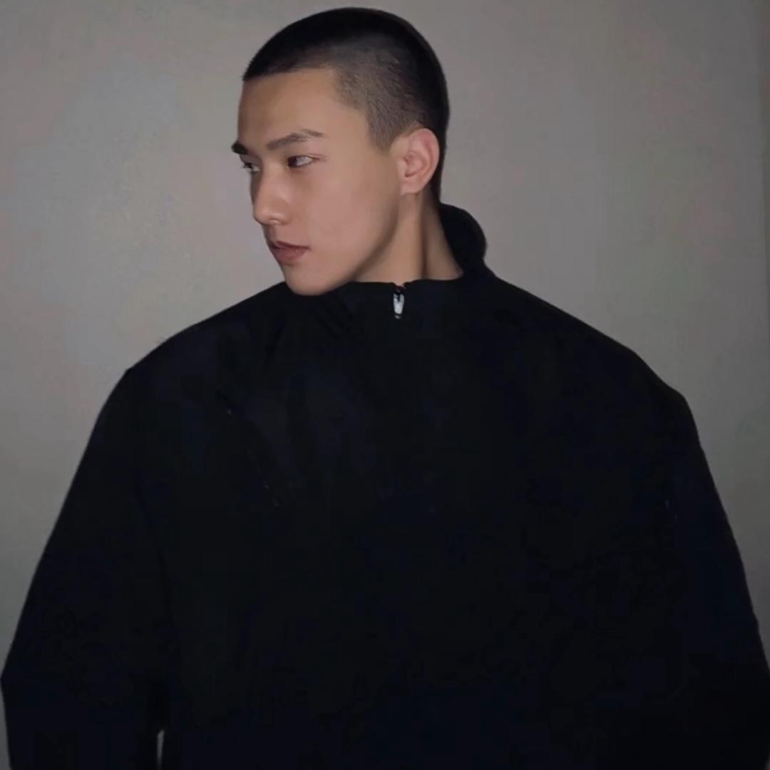 A宇