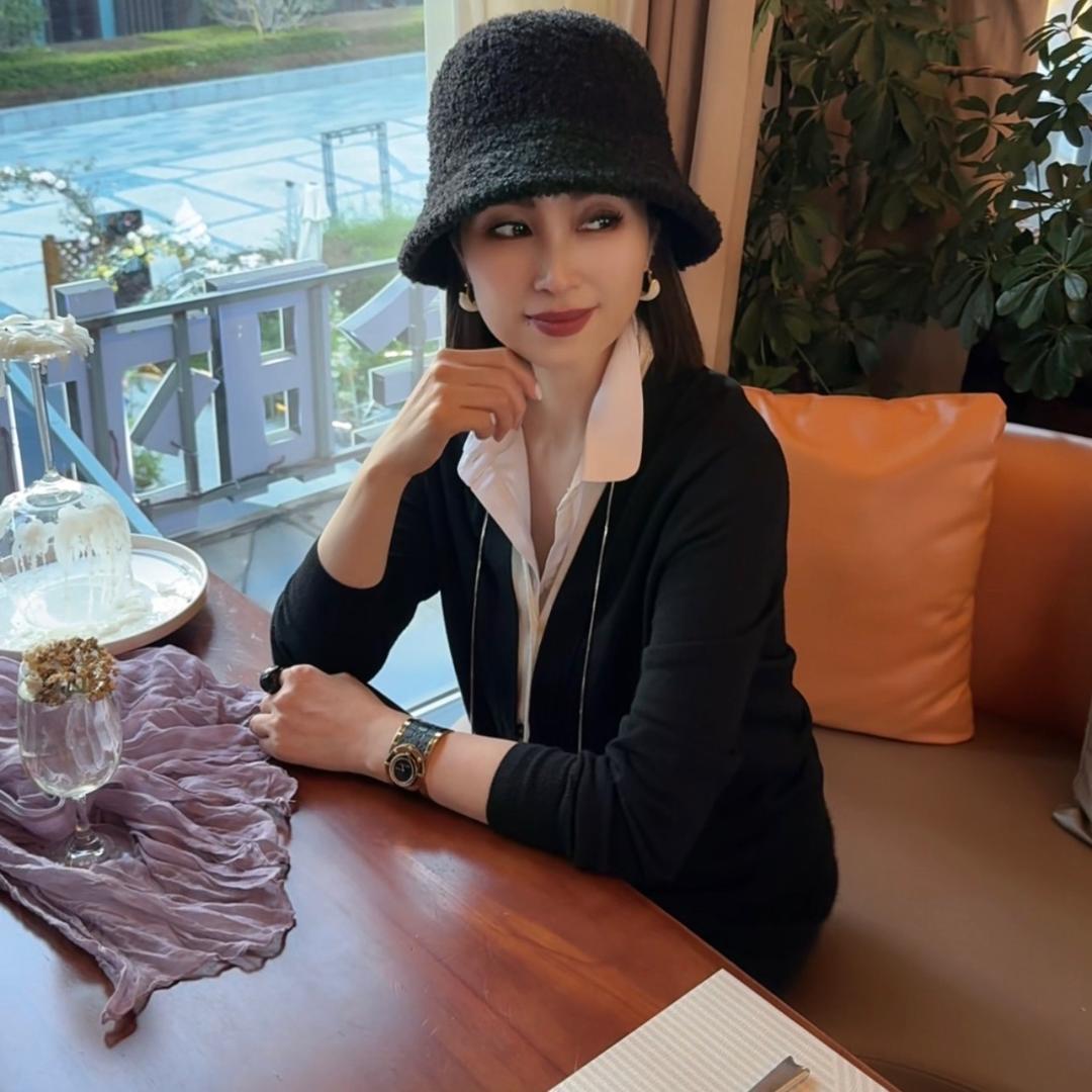 潘丫丫女装