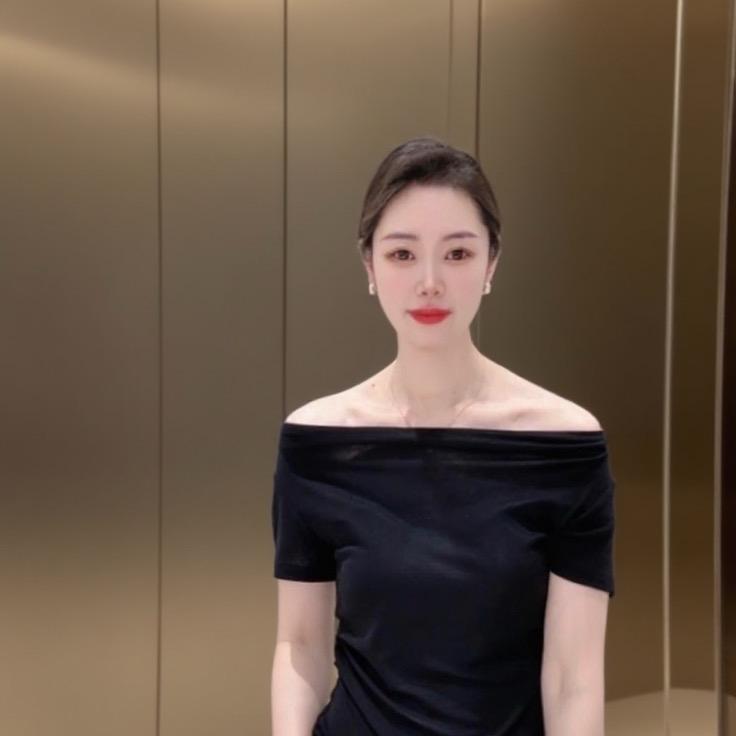 赣榆吾悦伊芙丽女装