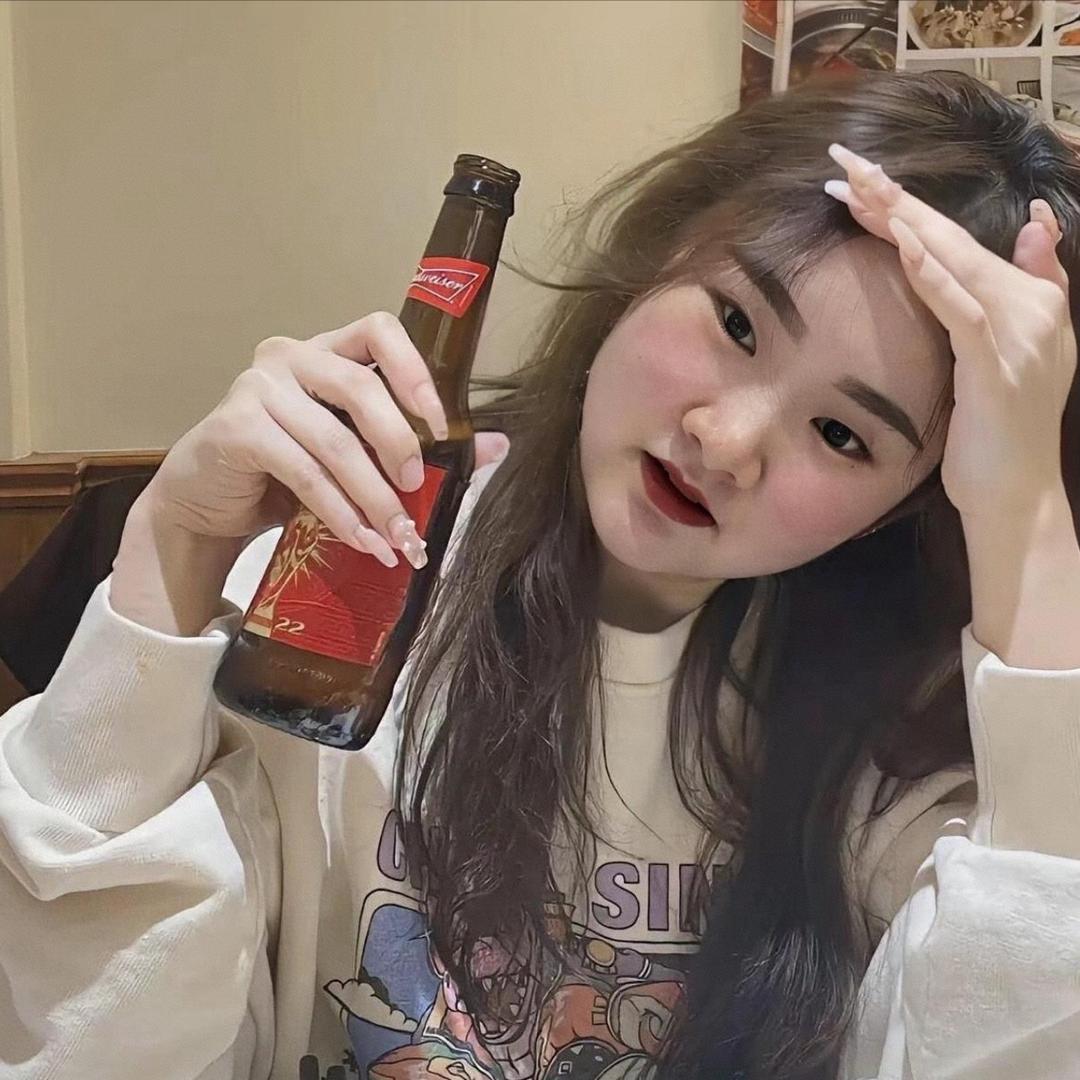 来瓶82年滴矿泉水