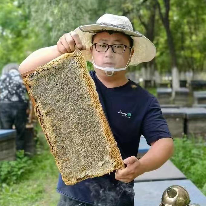 徐招蜂的养蜂生活