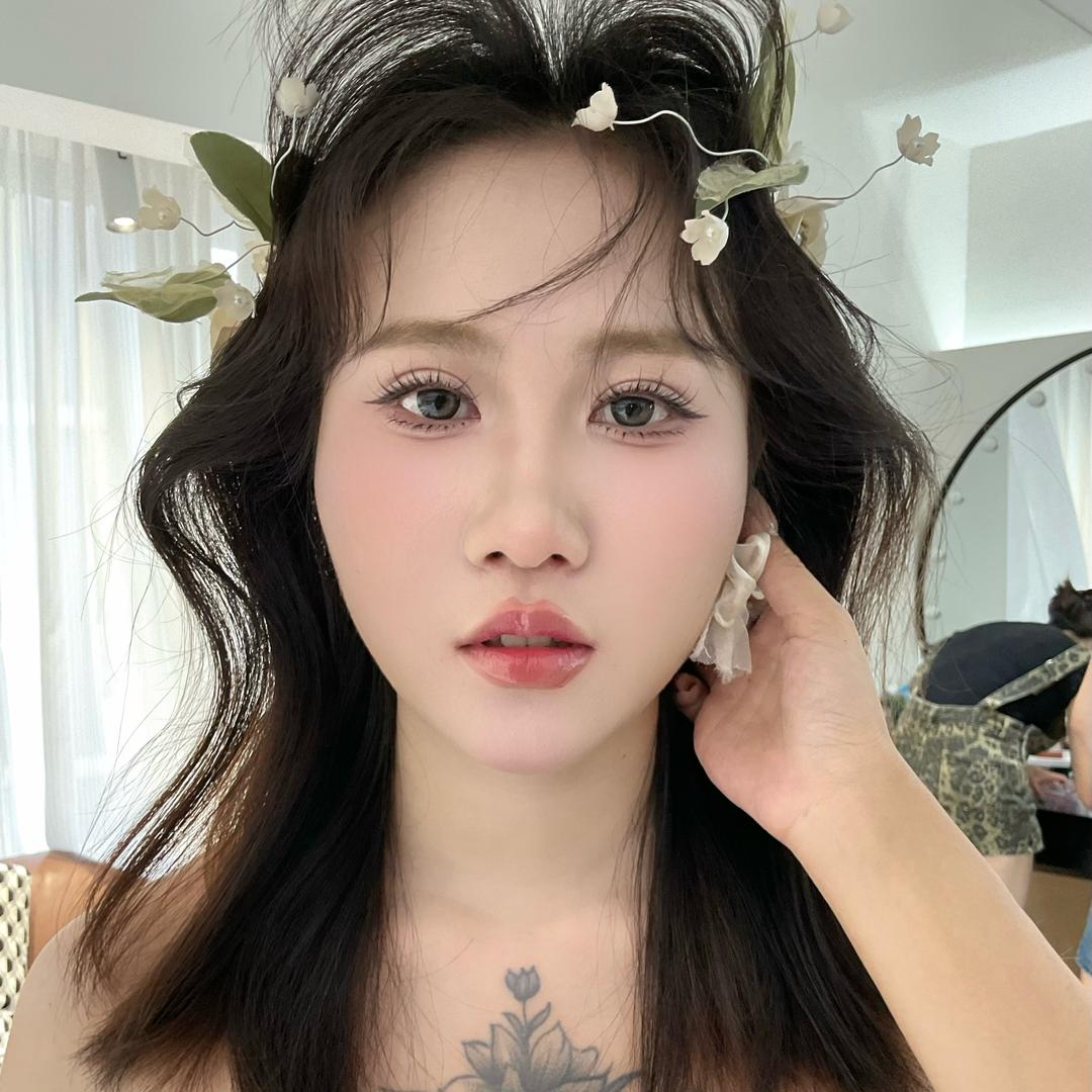 铜仁化妆师花_花