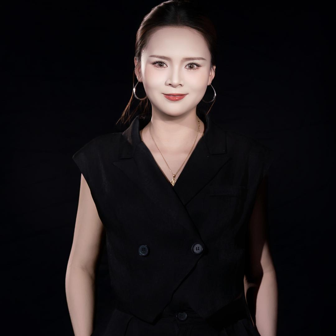 李悬美学倾城婚纱馆