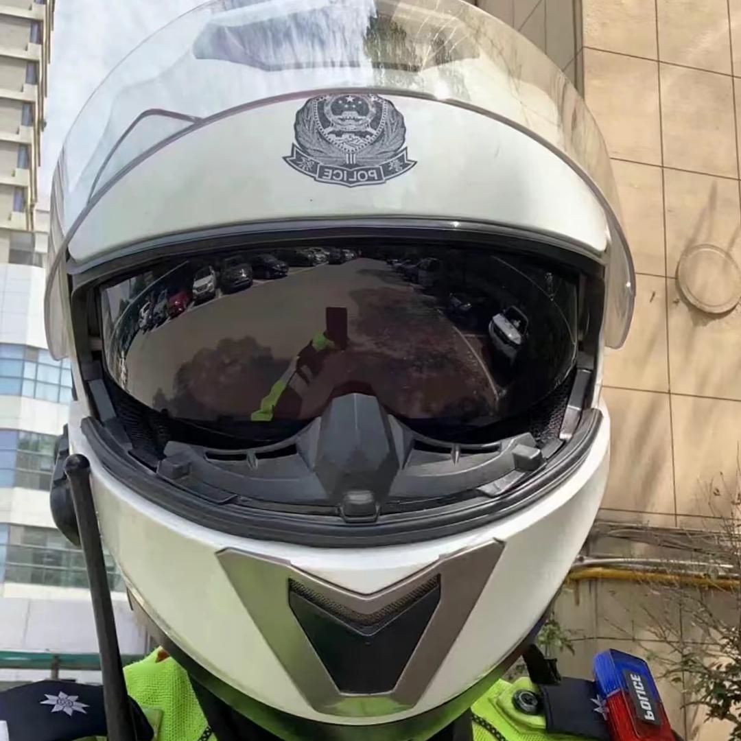 白柏佰（跑刀鼠鼠）