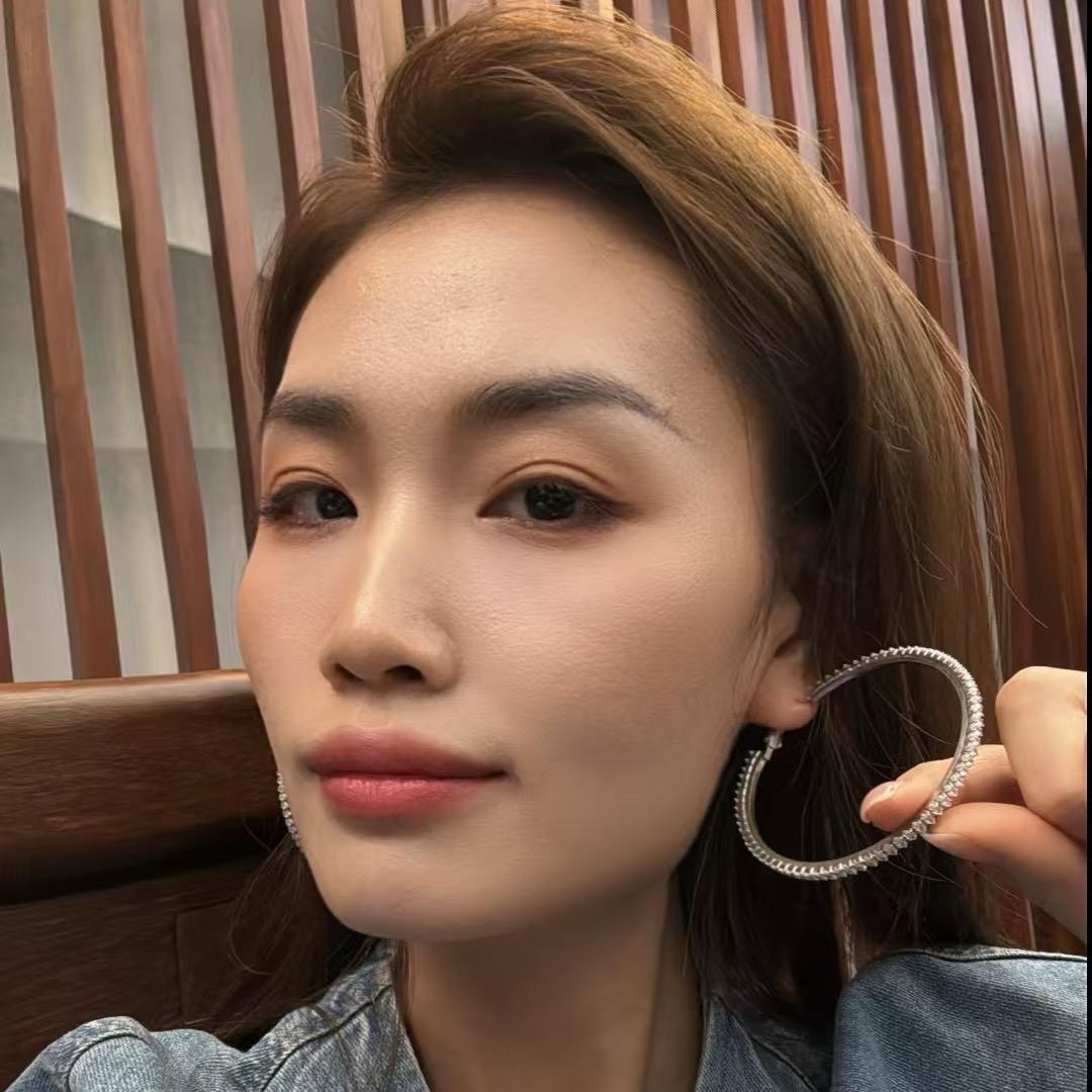近距离咯
