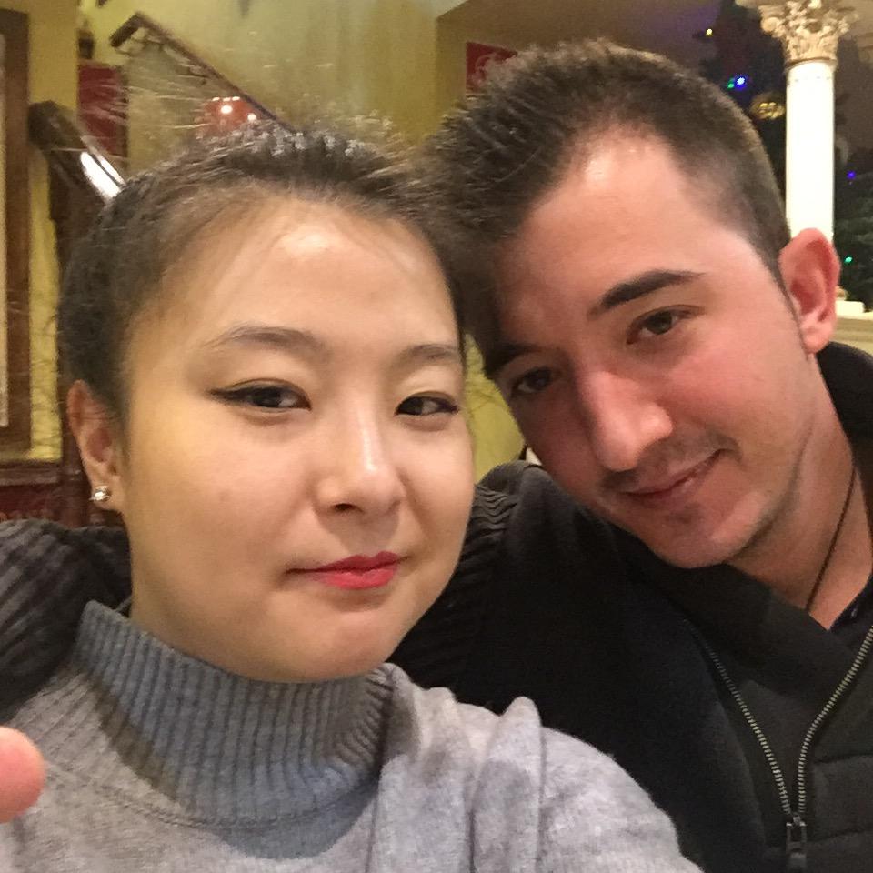 英国月仔儿Dora