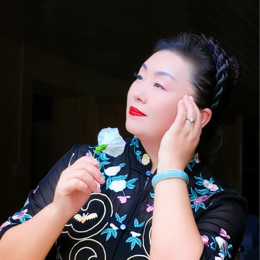 妍君