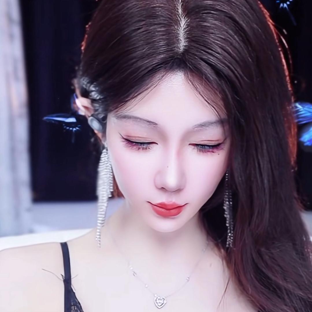 小小如烟