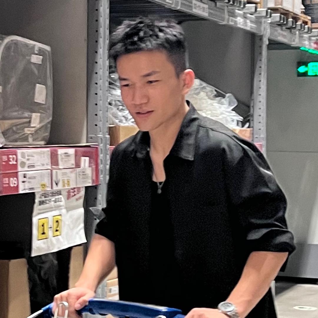 济宁安文减龄发型设计