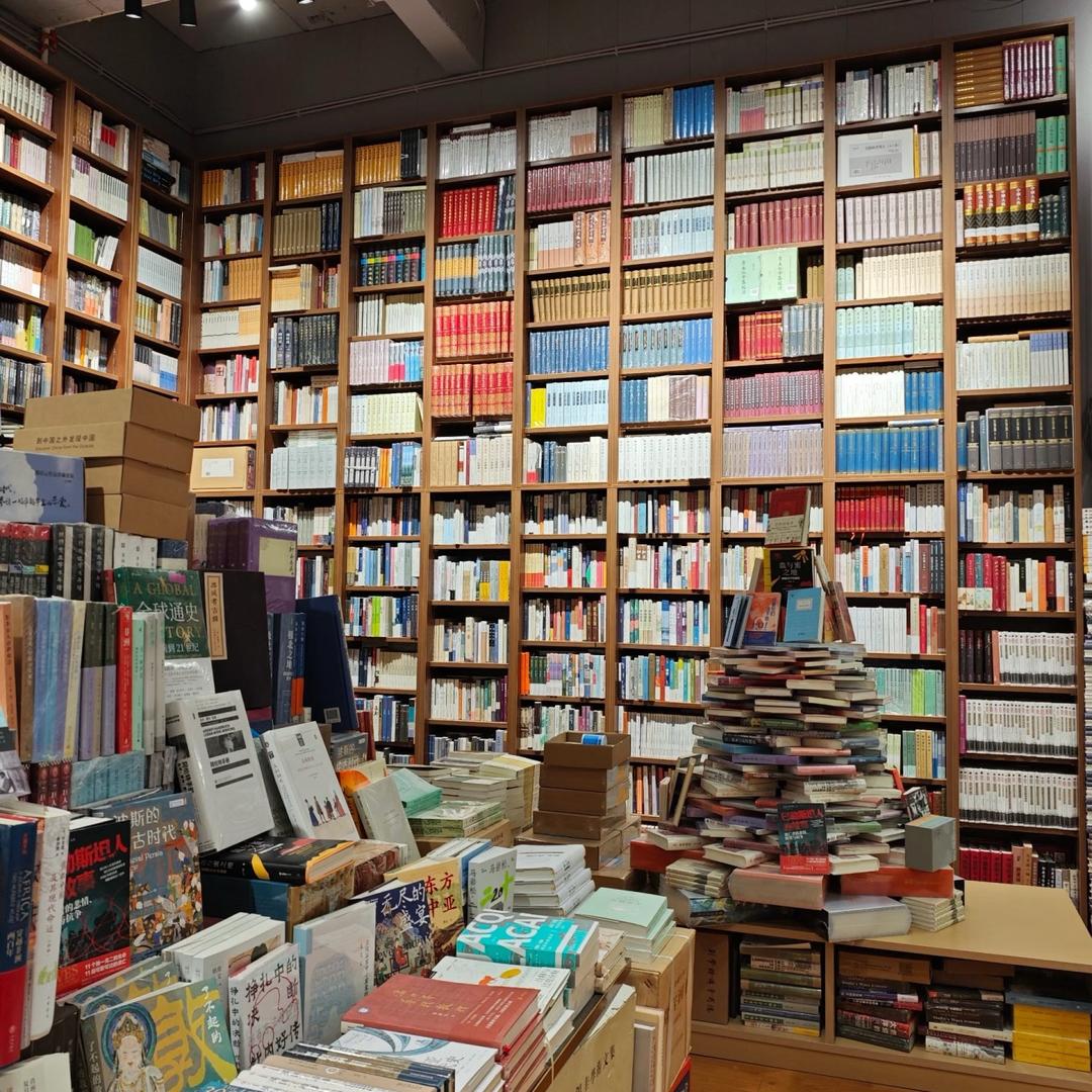 小镇书仓（批发图书）