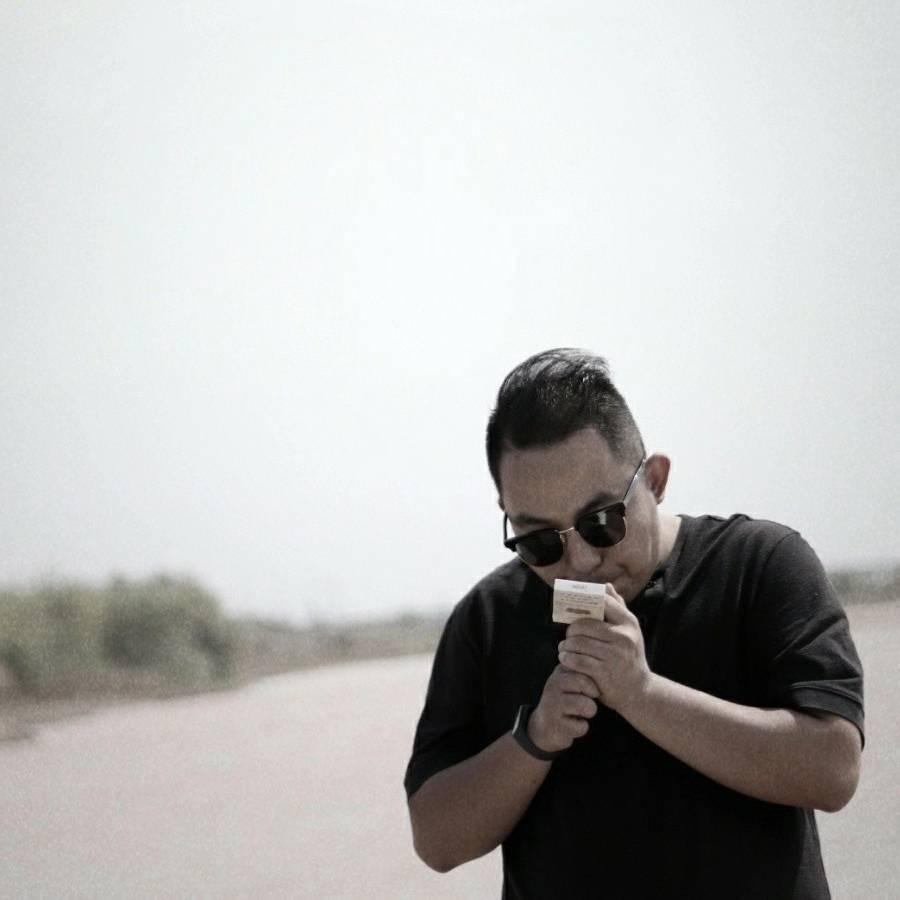 壹间半.共合 设计工作室