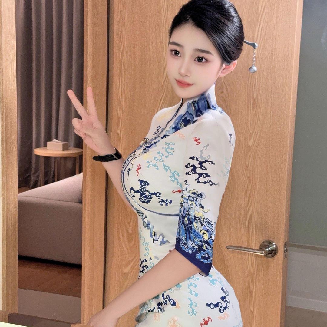 诗诗✈️