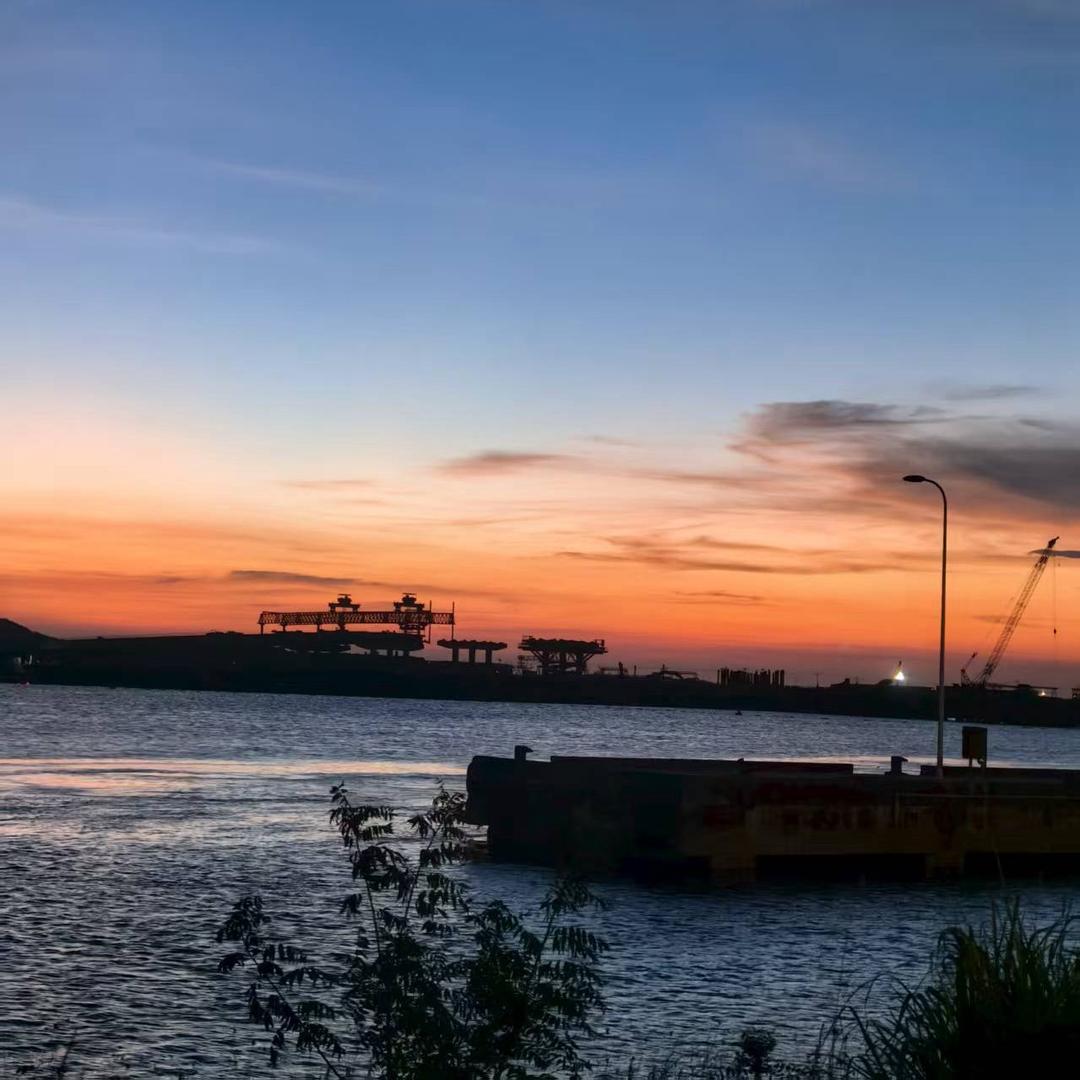 爱吃白菜肉丝的蝈蝈