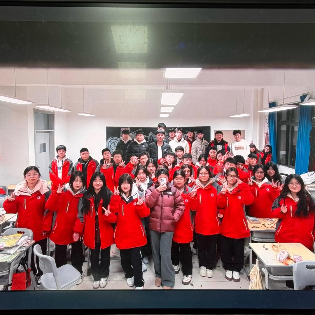 英才2024级5班｜小张老师
