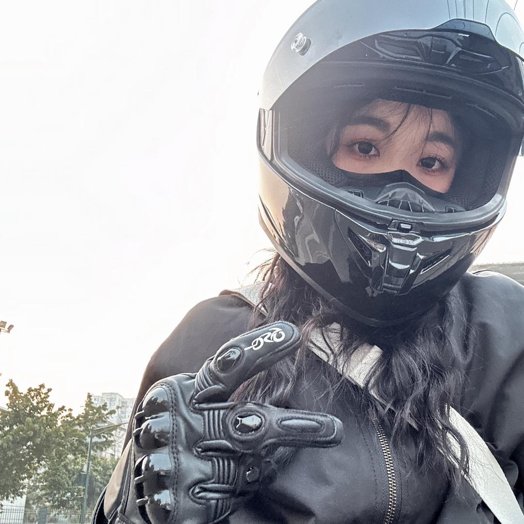 一个大不刘呀🏍️