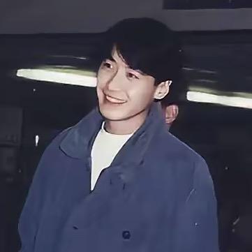 为你写首梨花诗