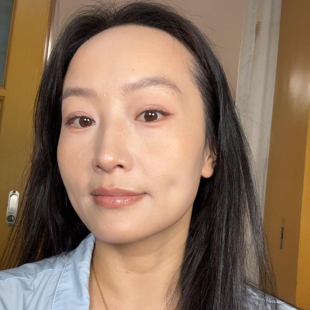 张小翠（化妆）