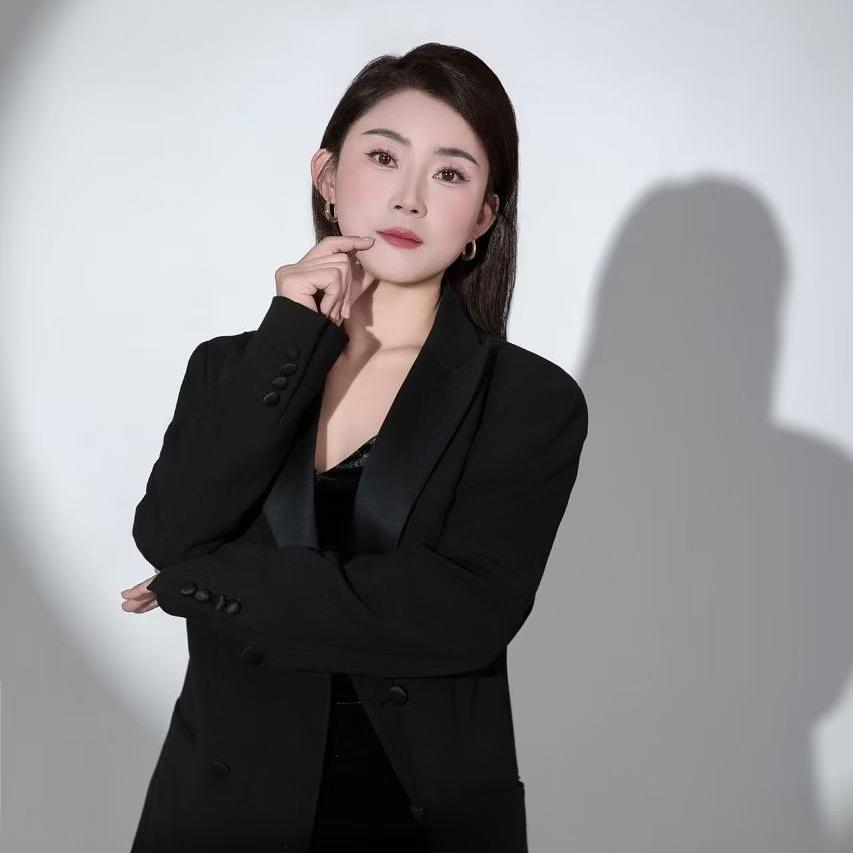 郑州网红小白狮【馨儿】