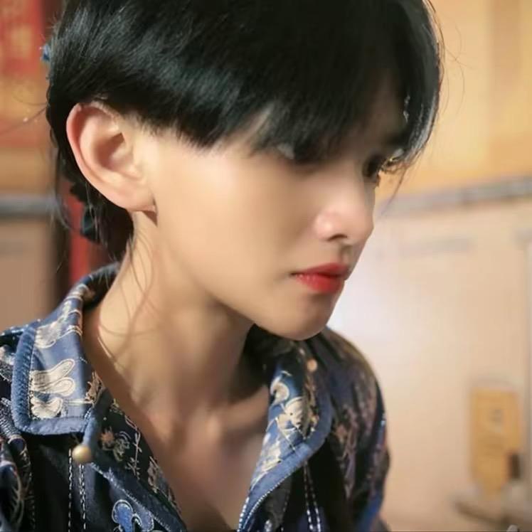 韦骚杰