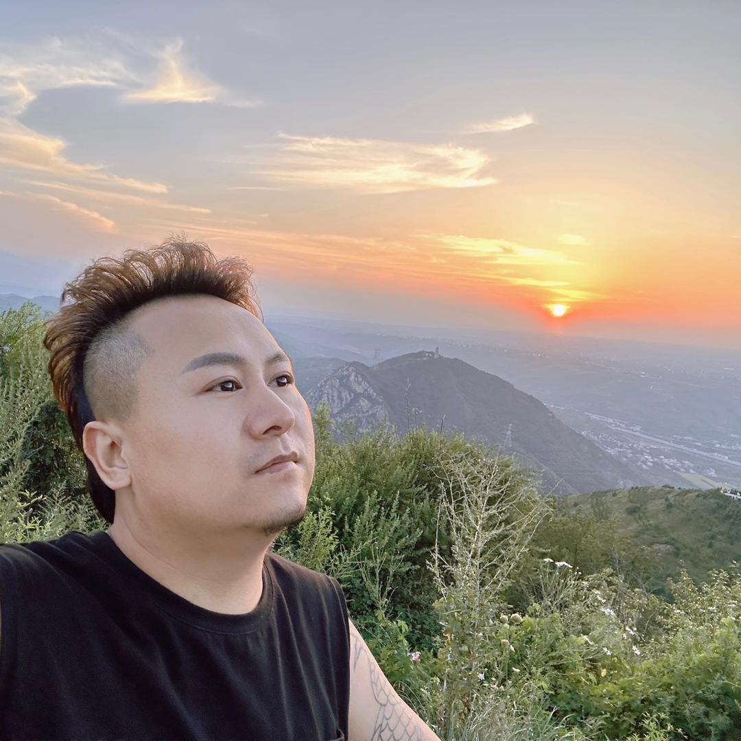 汝州烫发阿利