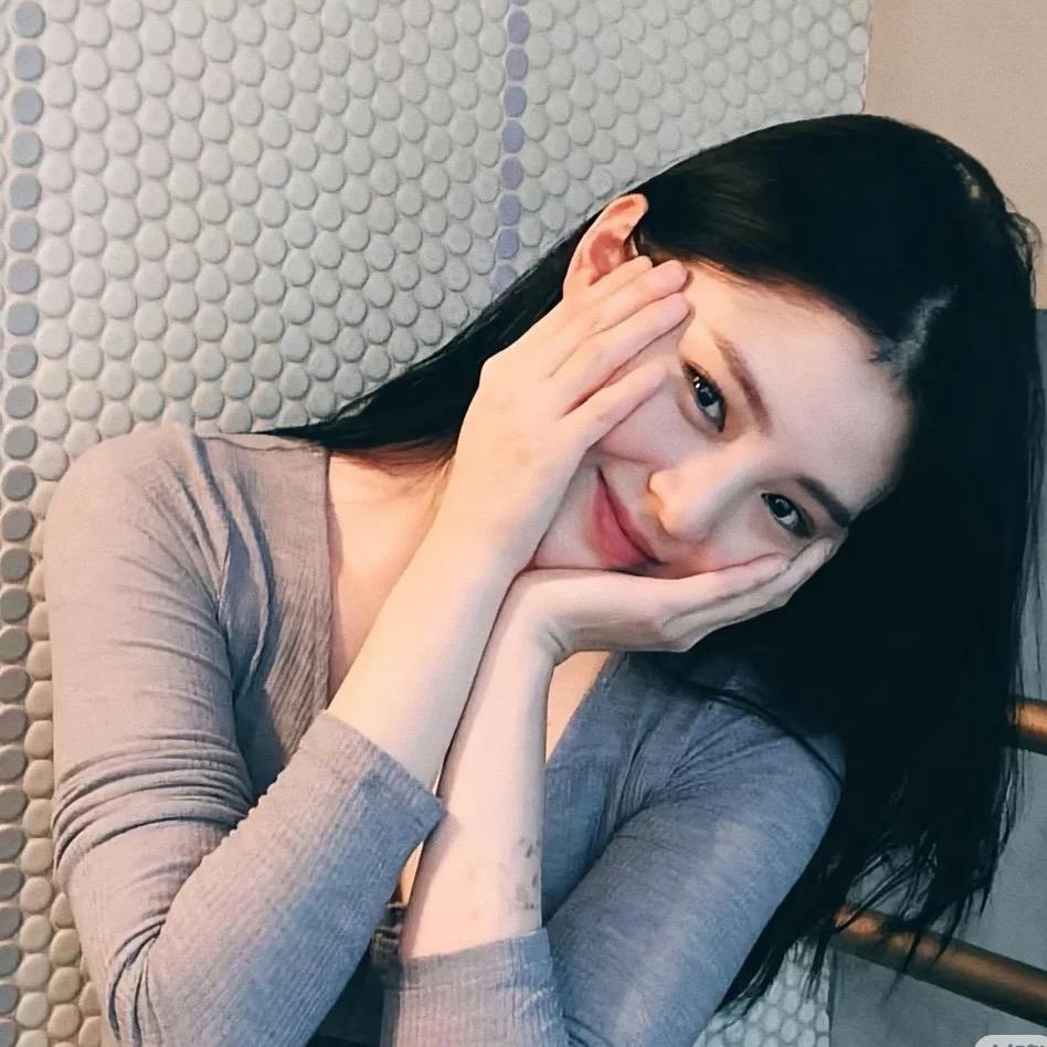 🌺、