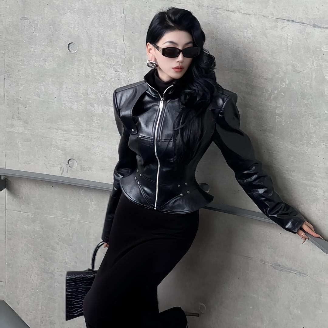 路易小姐 • YUKI