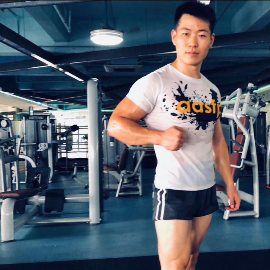 卖阙教练的健身