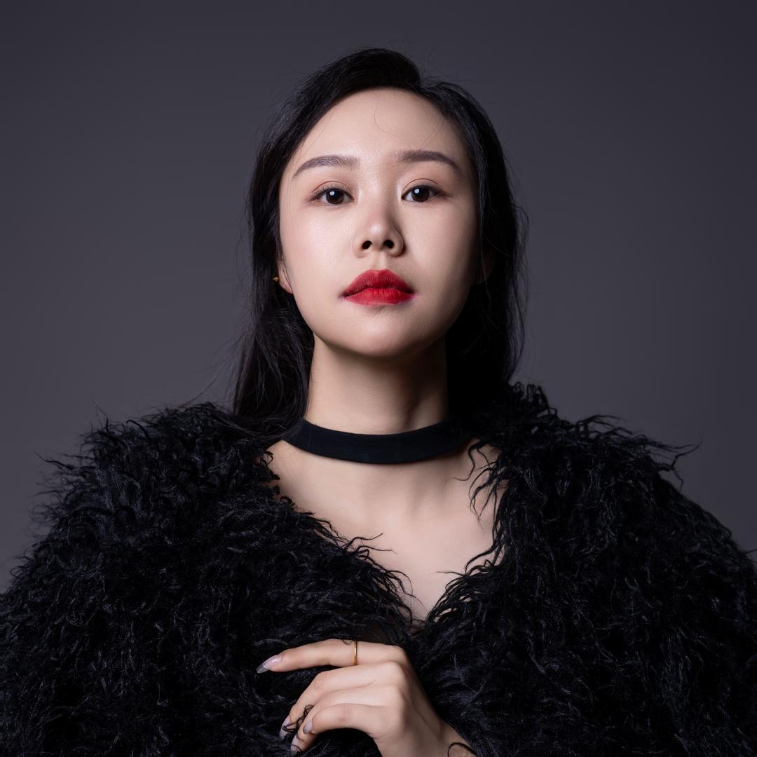 爱美神店长玲玲