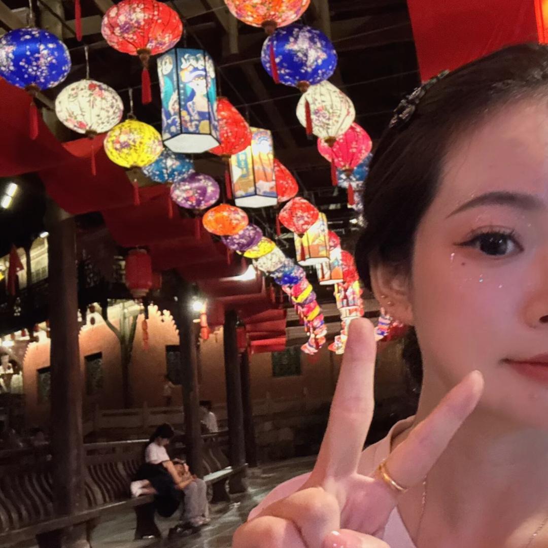 是小龚同学哟💫