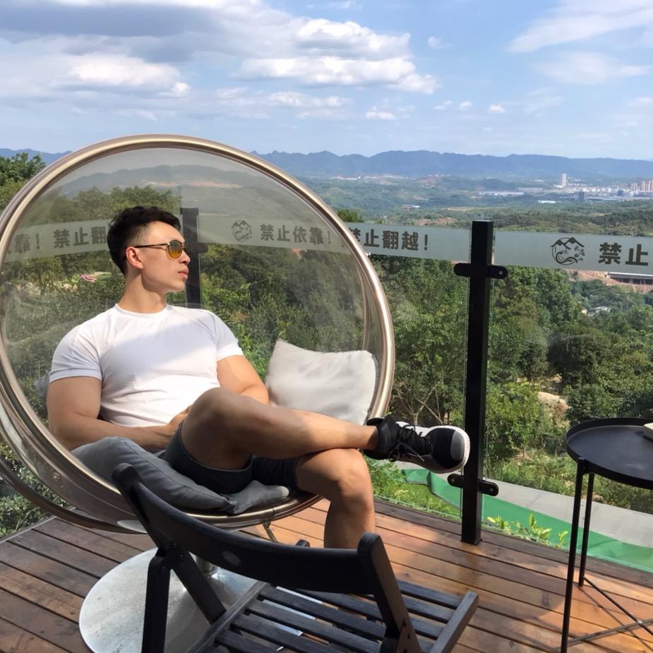 亚文爱健身