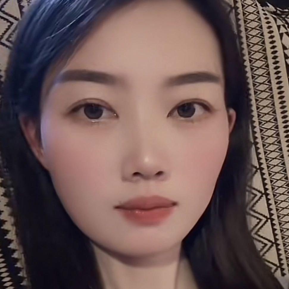 小雪服装店.