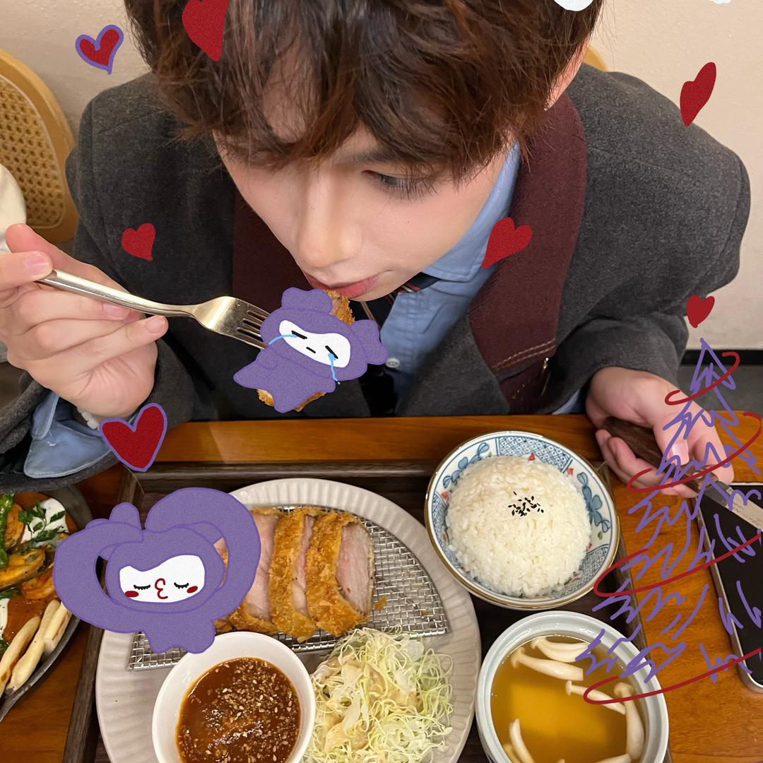 维尔雷忒🥀（看过twice澳门香港场版