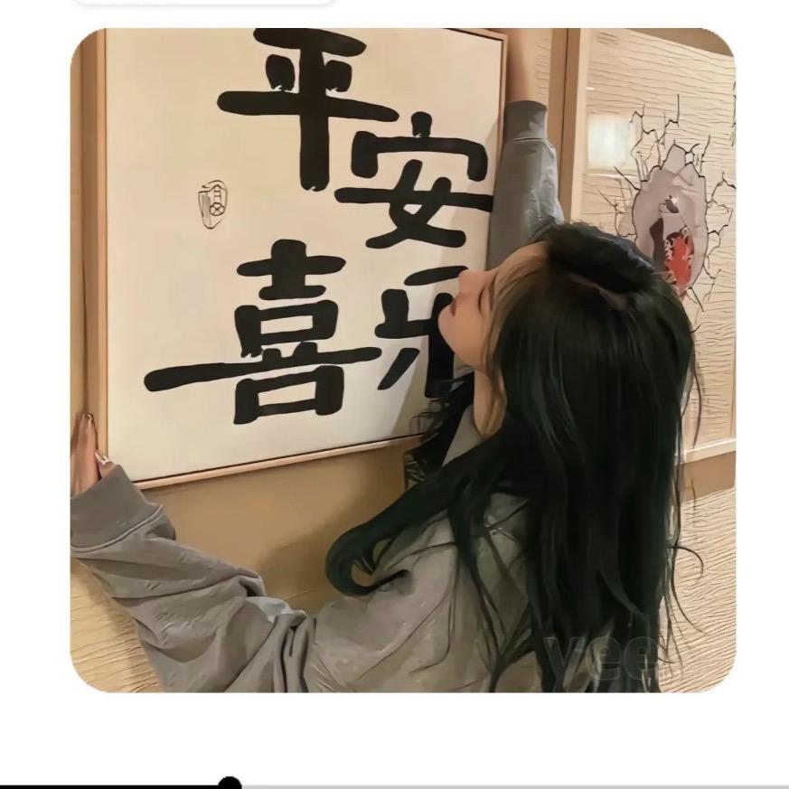 风中の蔷薇花，