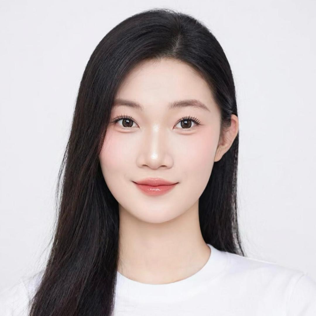 会化妆的笑儿