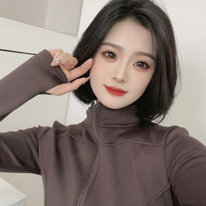 莎莎。