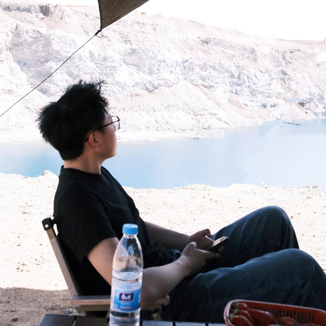 做回自由的小欒