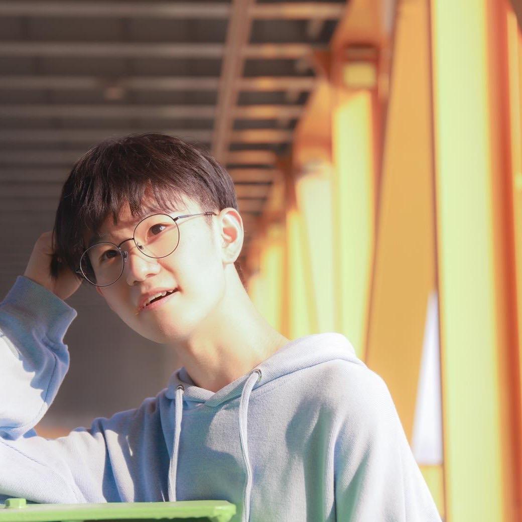 墨青鸿（见过邓紫棋版）