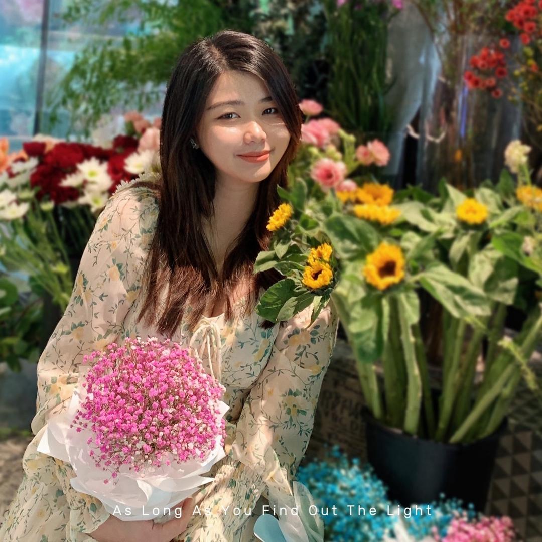 北流白与灰化妆师梦韩