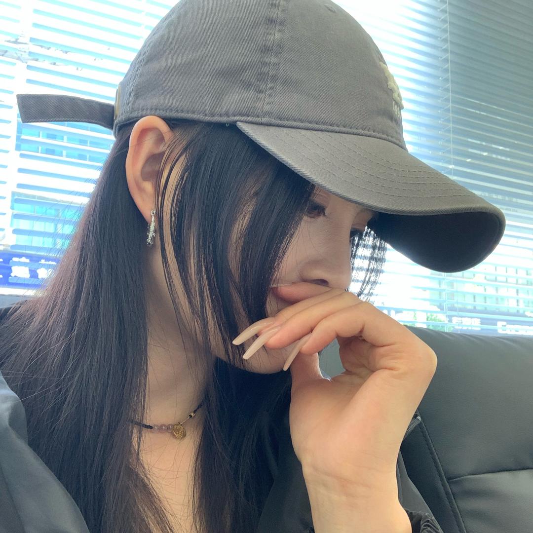 鲁台创世纪发型设计