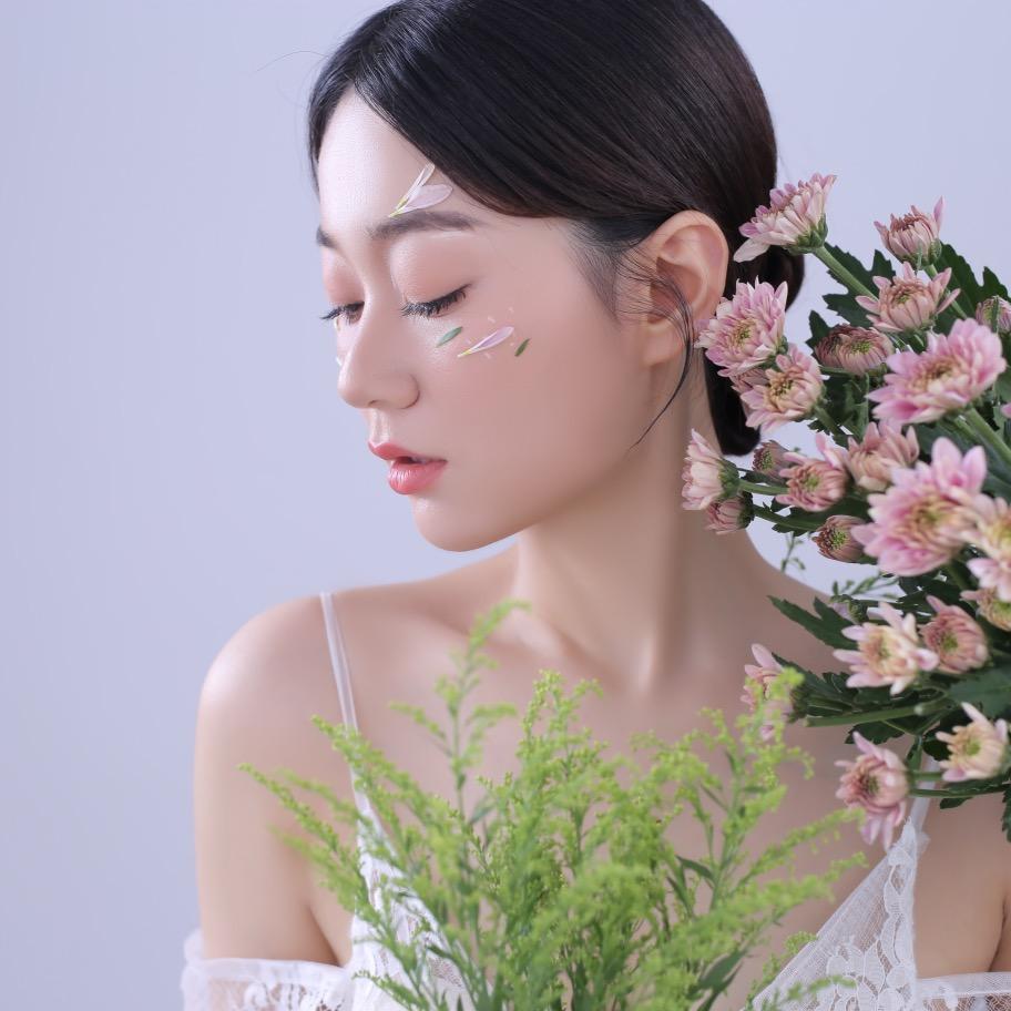 娃娃有点可爱
