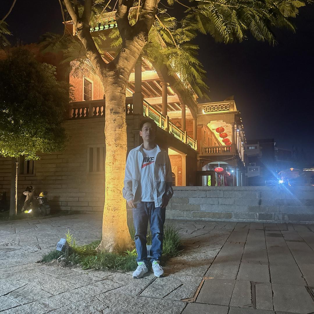 小小鸟🚬