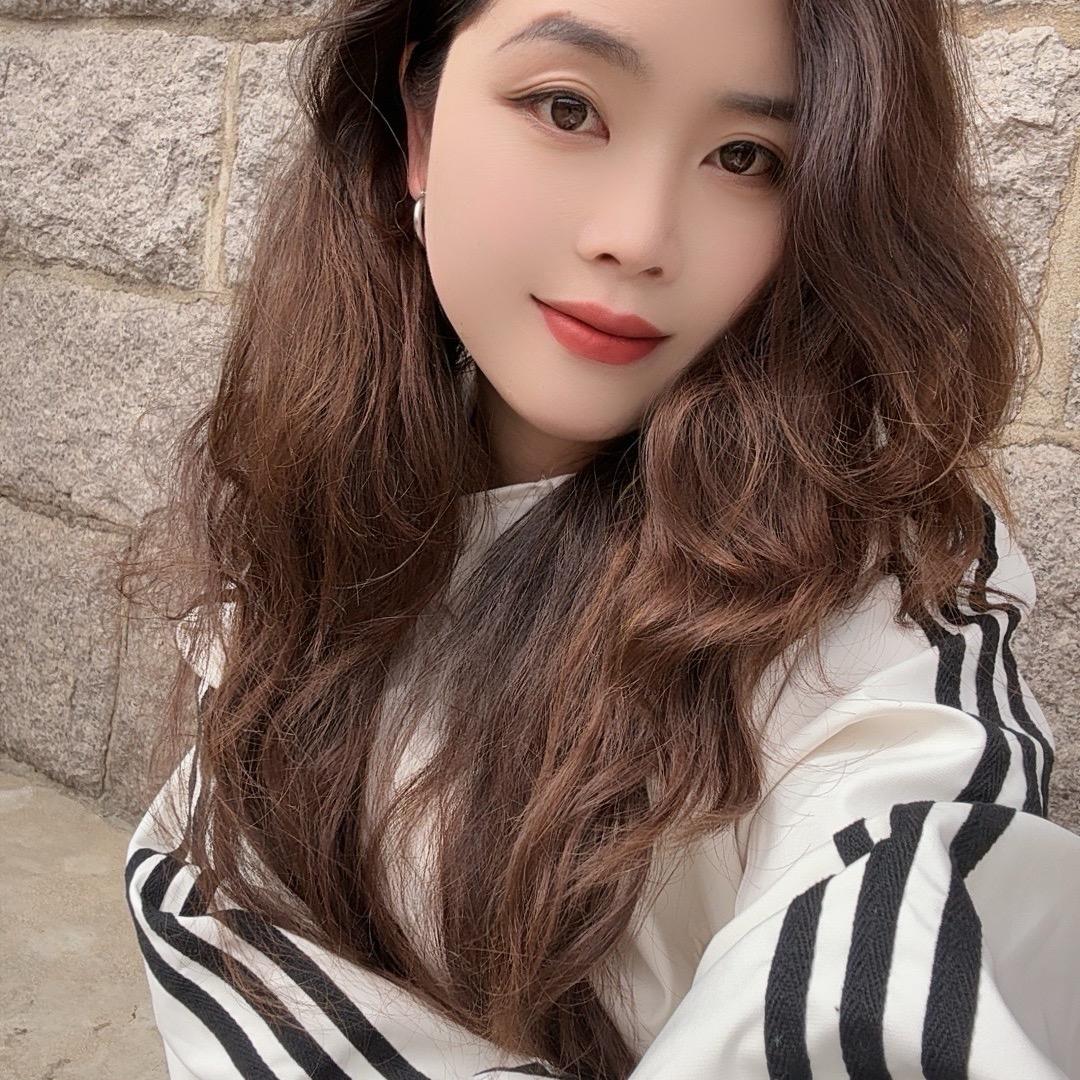朱朱¥