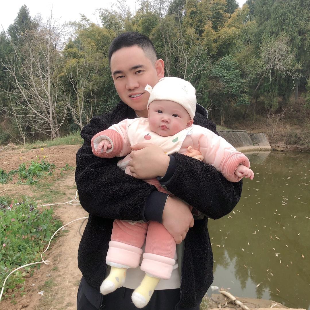 鑫甄选棋牌朱鹏