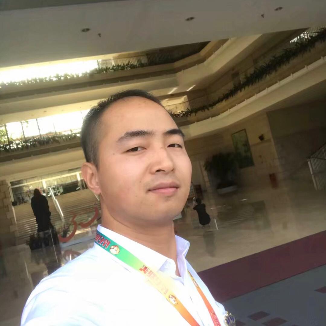 爱健身的护栏哥（佛山金栏-鹏歌）