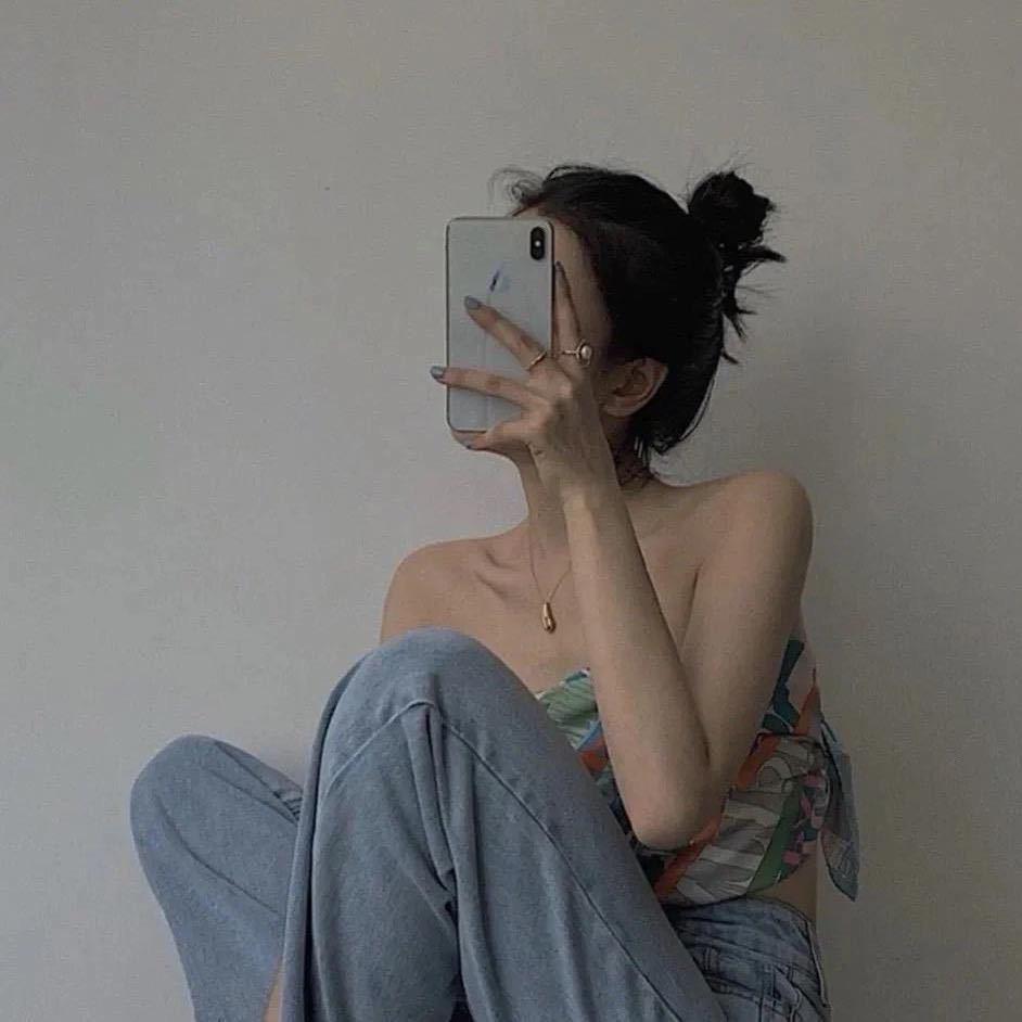 Ms Zhao