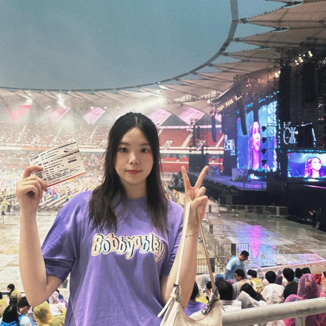 艾拉欧尼-普拉提Danielle