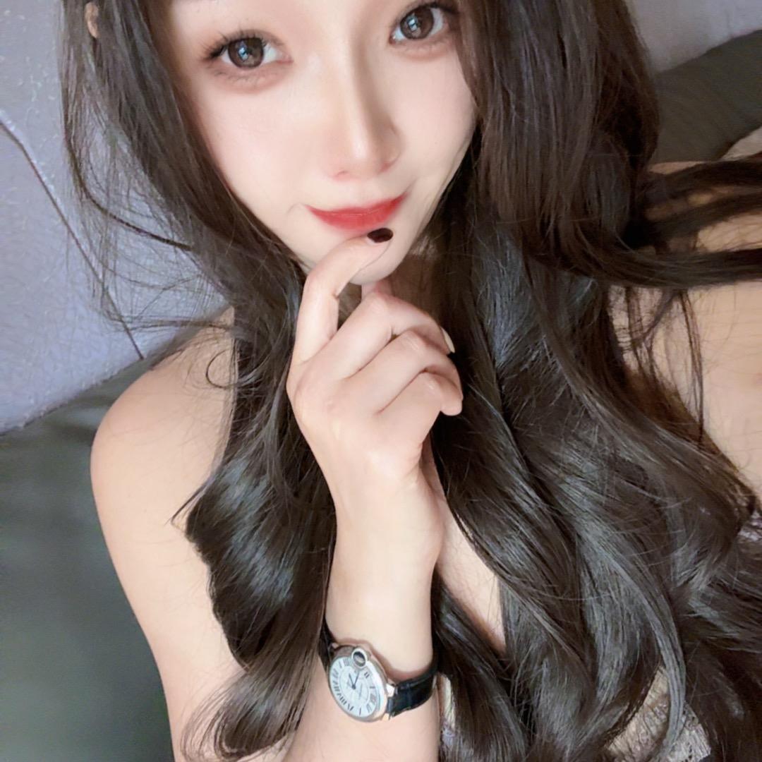 ᥫᩣ༠ 听说糖、很甜