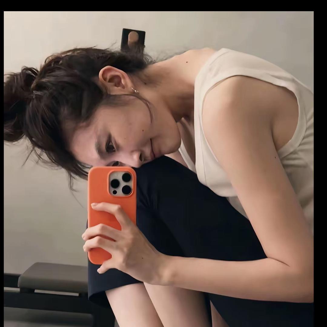 李桐.