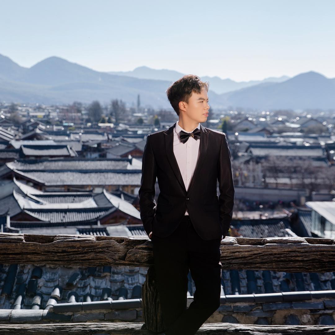 Mr.吴🇨🇳🇨🇳🇨🇳