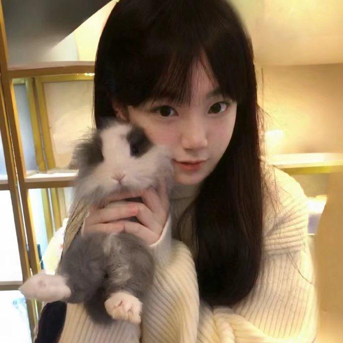 村里有个菇凉叫…